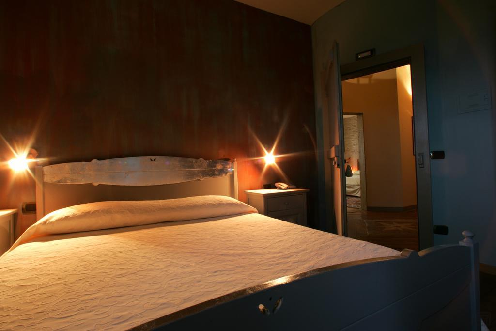 ファーノ Ristorante Country House Isolabelgattoヴィラ 部屋 写真